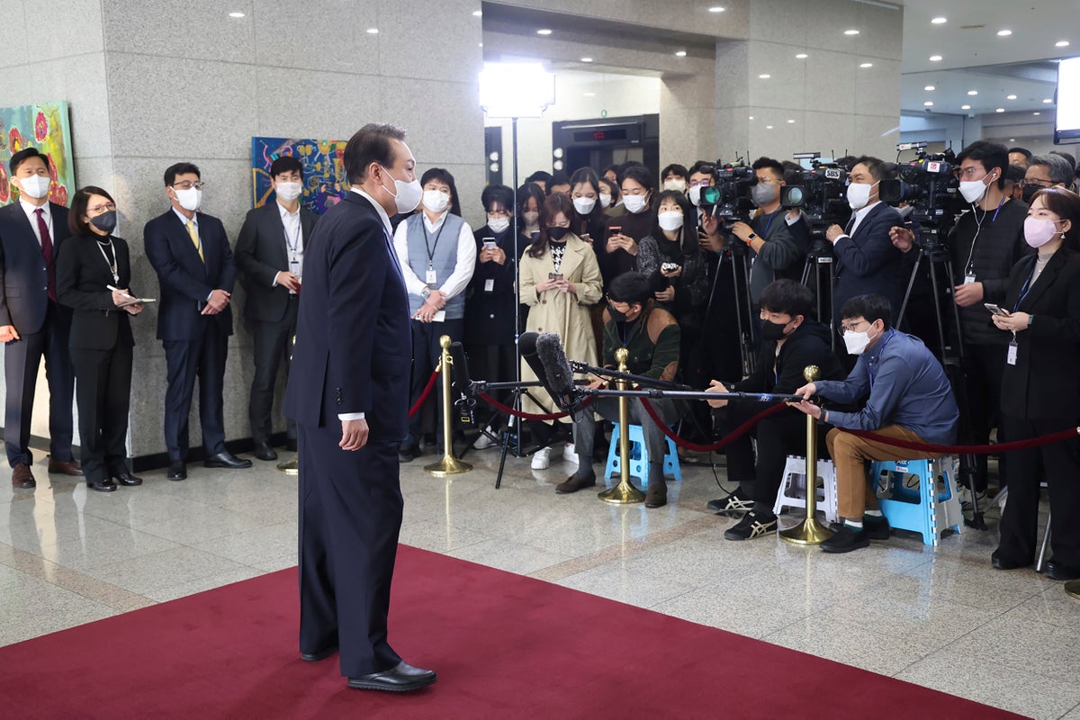 Güney Kore lideri, yayıncıyı uçaktan yasakladığı için eleştirildi