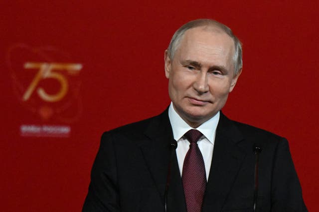 <p>Russian President Vladimir Putin attends a ceremony to mark the 75th anniversary of Federal Medical-Biological Agency, in Moscow</p>