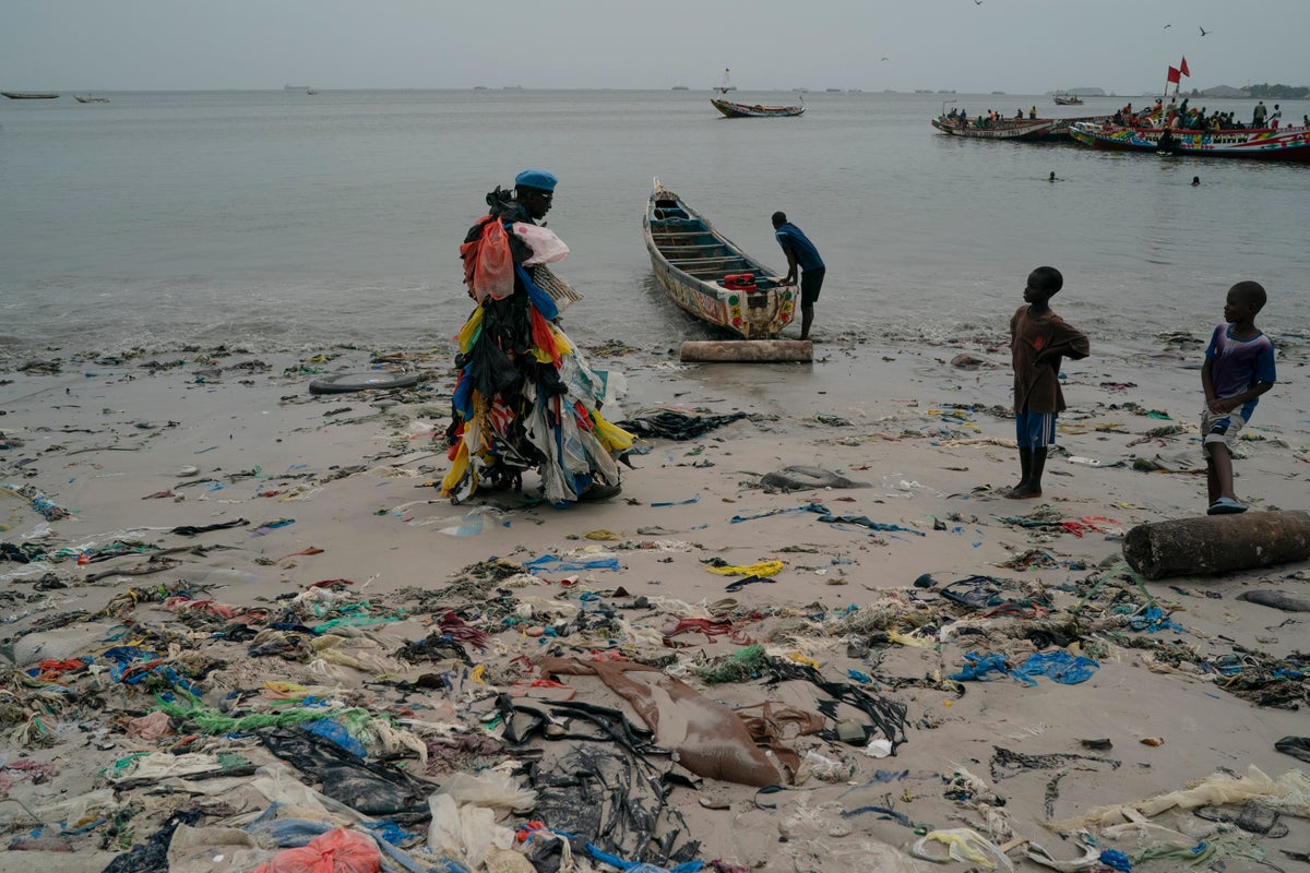 AP PHOTOS: ‘Plastic Man’ in Senegal on mission against trash