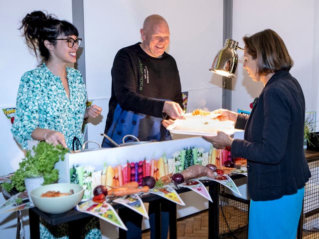 <p>Chefs Melissa Hemsley and Tom Kerridge serve a hot meal to Lib Dem MP Munira Wilson in Westminster </p>