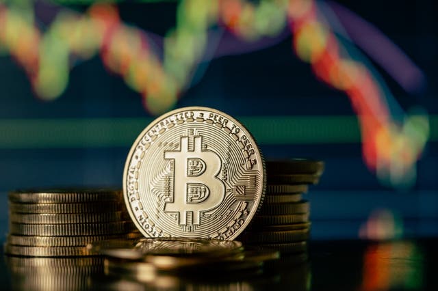 Bitcoin ha bajado aproximadamente un 75 por ciento desde su máximo histórico alcanzado en noviembre de 2021