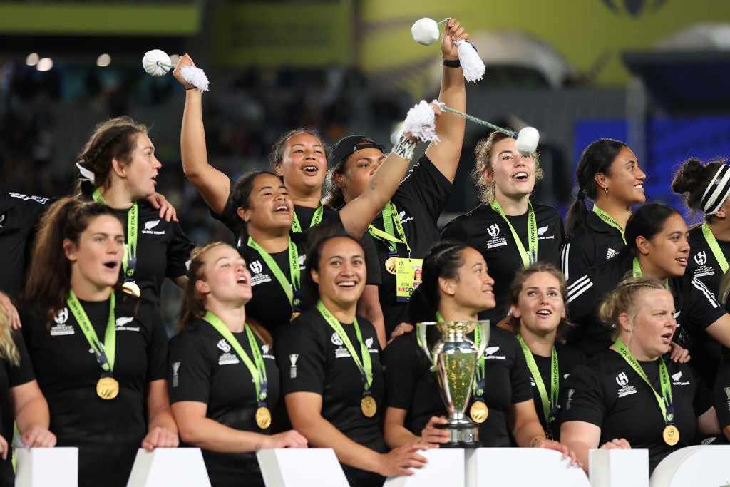 New Zealand celebrate with the trophy in Auckland
