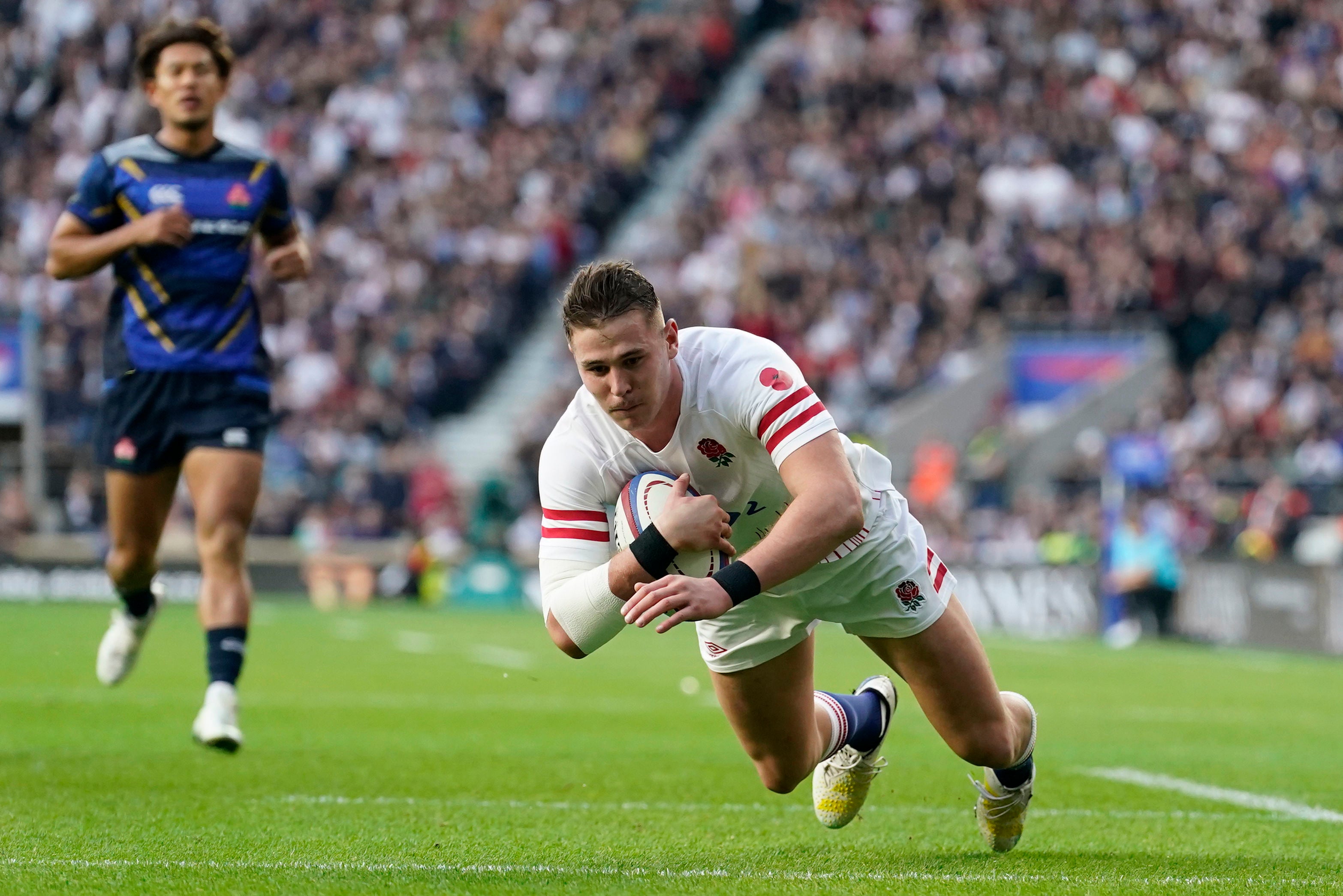 Steward scored England’s first try