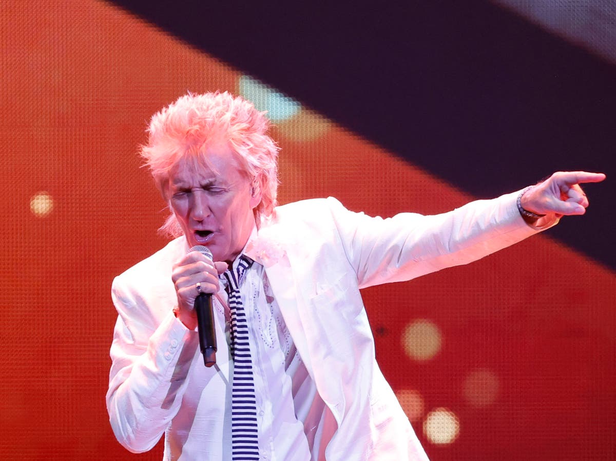 Rod Stewart turned down more than $1m to play in Qatar