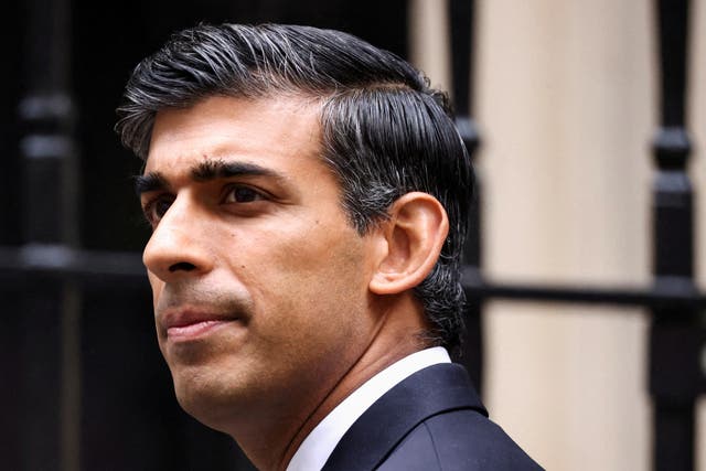 <p>Rishi Sunak dismissed warnings that stepping back from predecessor Liz Truss’s target would be seen as a sign of weakness by Vladimir Putin </p>