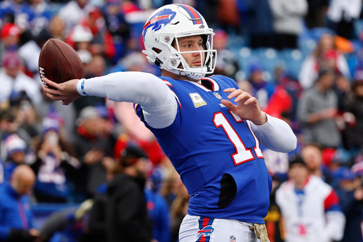 Buffalo Bills unveil all-blue uniforms for game vs. Green Bay Packers