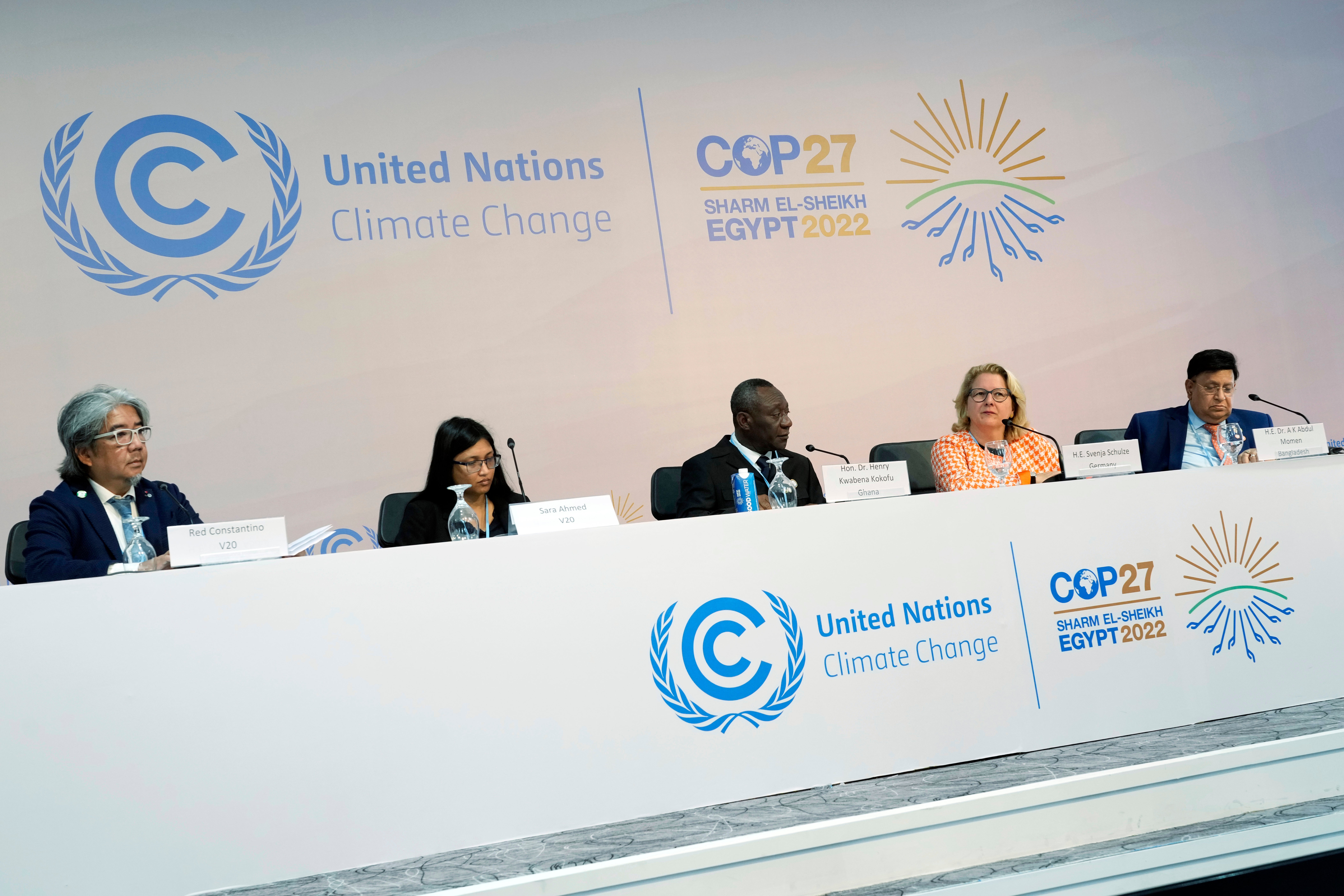 From left, Red Constantino, of V20, Sara Ahmed, of V20, Henry Kwabena Kokofu, of Ghana, Svenja Schulze, of Germany, A K Abdul Momen, of Bangladesh at the Cop27 UN Climate Summit, on Monday