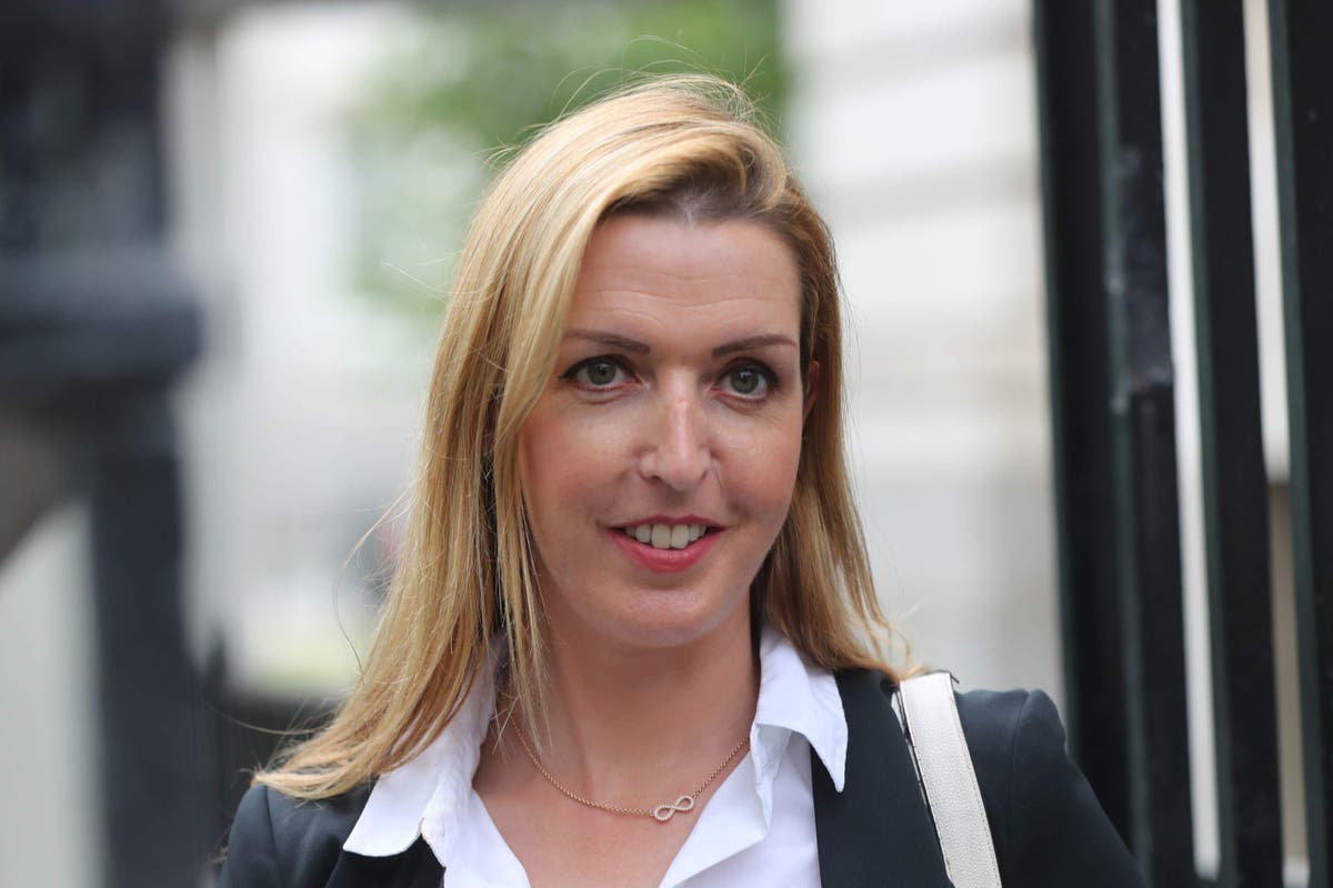 Vicky Phelan death: Cervical cancer campaigner dies aged 48
