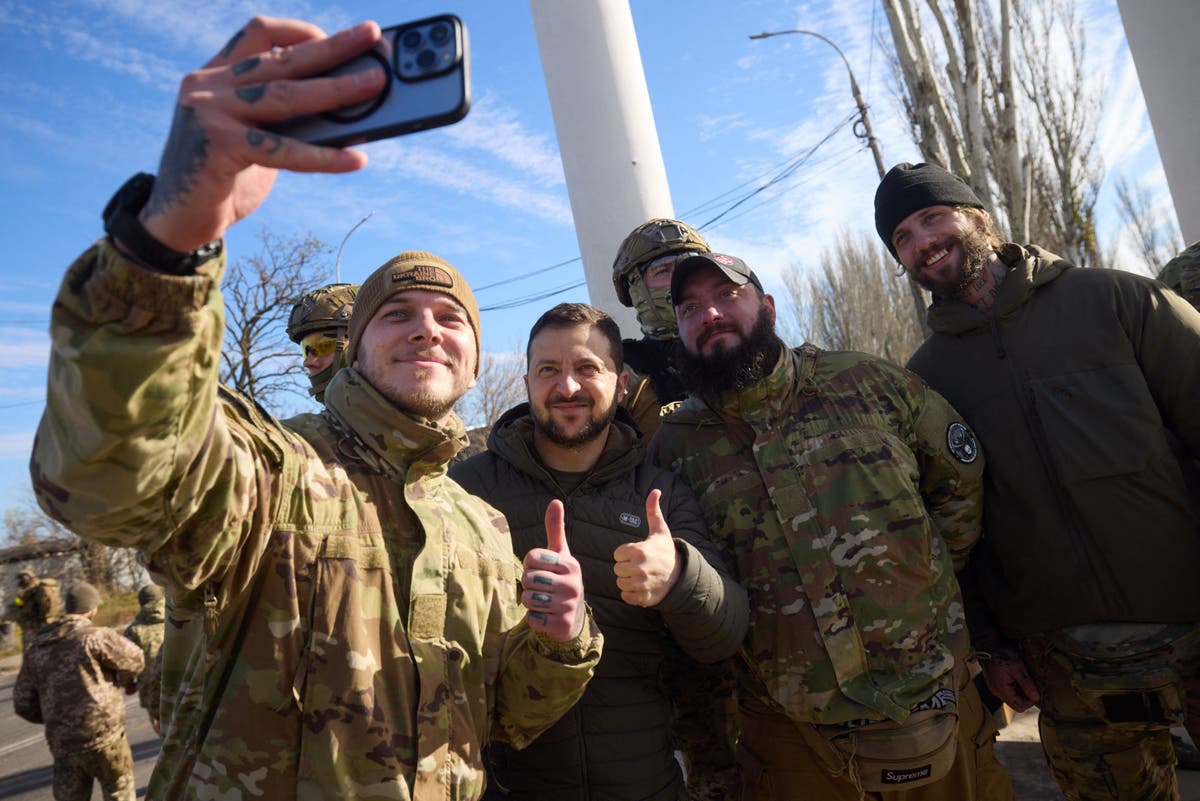 President Zelensky visits recaptured city of Kherson after Russian retreat