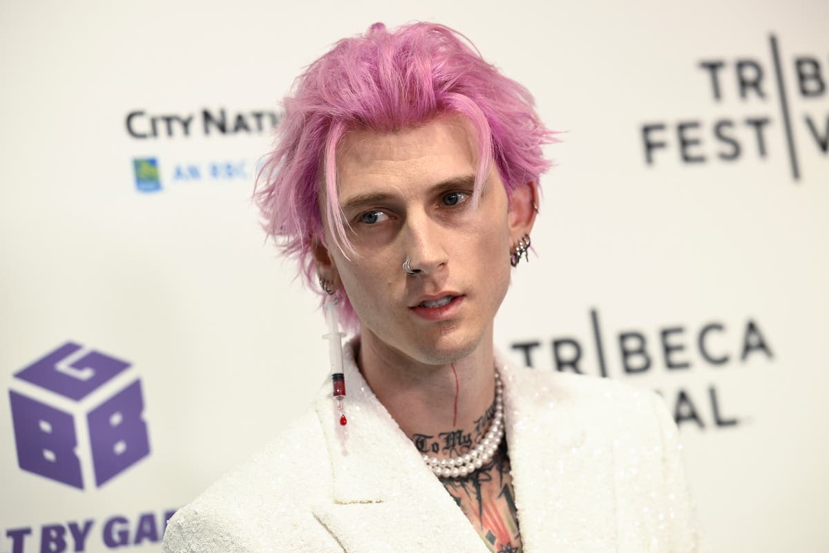 Machine Gun Kelly posts video of leeches on his stomach