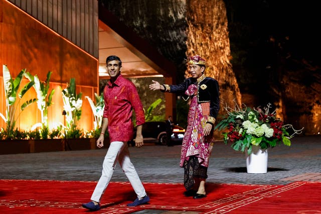 <p>Indonesian president Joko Widodo greets Rishi Sunak at the G20 welcoming dinner in Bali on Tuesday</p>