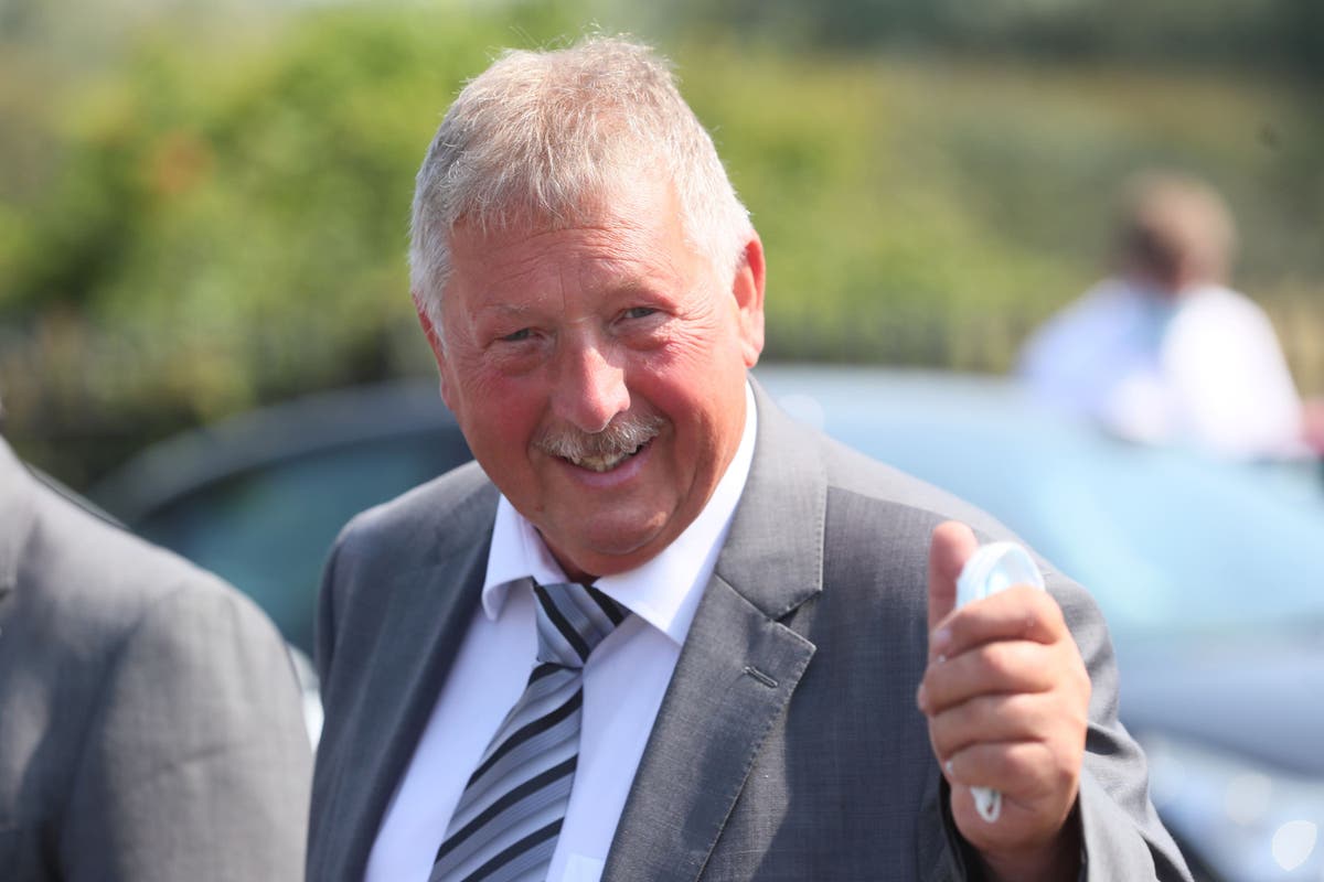 Civil servants using energy support as &lsquo;lever&rsquo; to get Assembly back, says DUP MP
