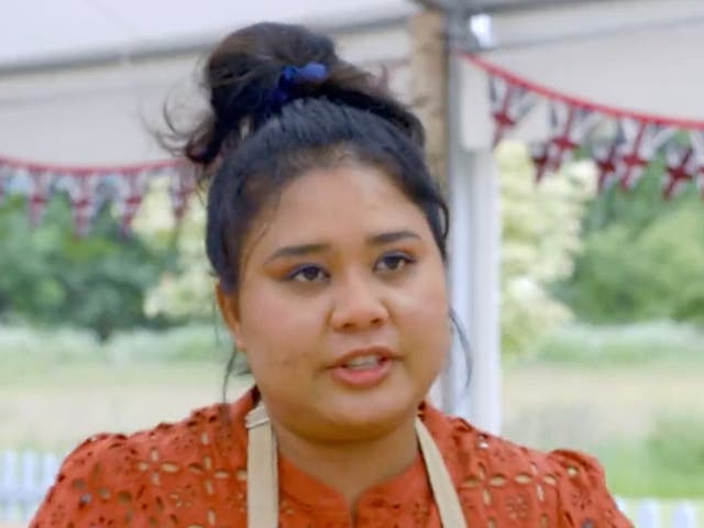<p>GBBO judges question pairing of peanut butter and jelly </p>