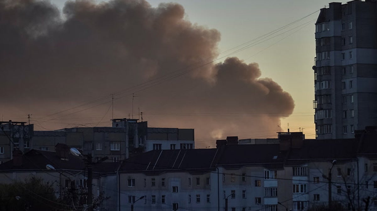 Russia targets cities across Ukraine with heavy wave of airstrikes after Kherson withdrawal