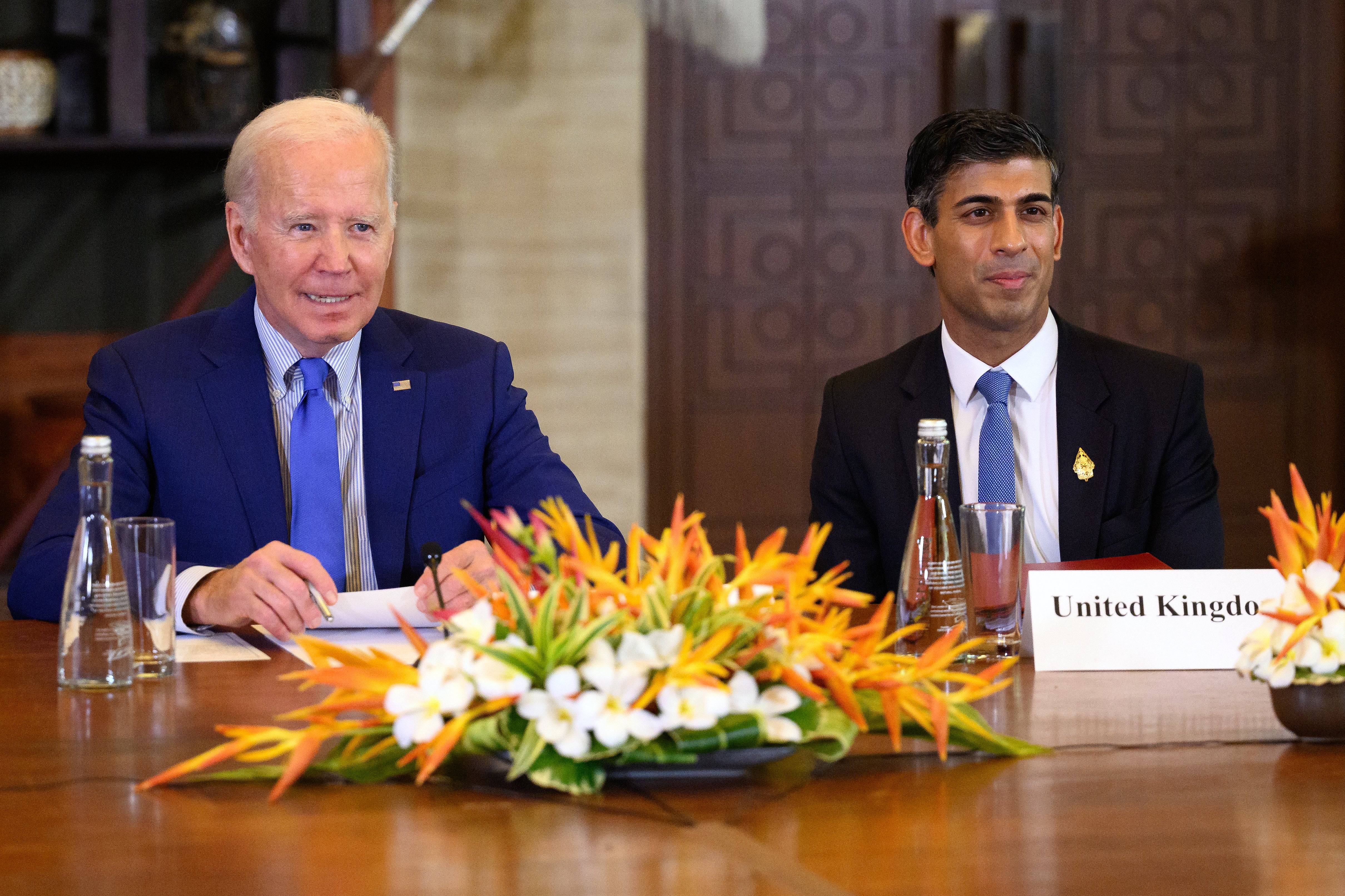 US president Joe Biden and British prime minister Rishi Sunak attend a meeting of leaders at the G20 summit after a missile landed in Poland near the Ukrainian border, on 16 November 2022 in Nusa Dua, Indonesia