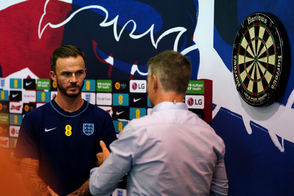 Darts tournament helping England relax at &lsquo;absolutely brilliant&rsquo; Qatar training base