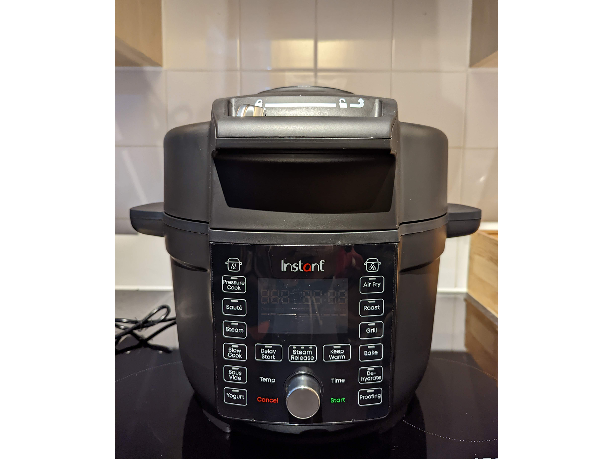 Instant Pot Duo Crisp AF6 Air Fryer and Electric Pressure Cooker 6 Quart 11  In 1
