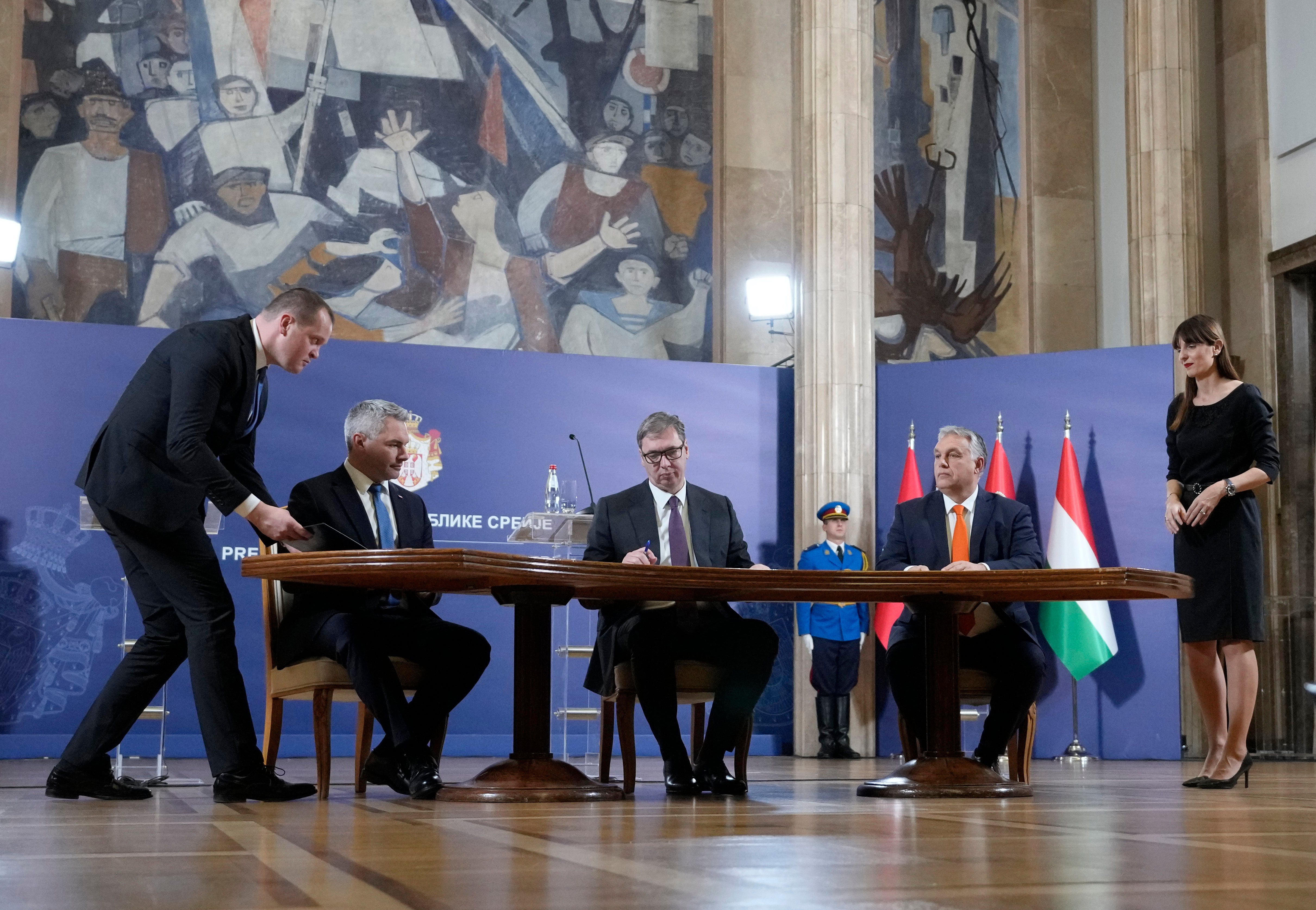 Austria Hungary Serbia Hold Top Level Meeting On Migration The   Serbia Hungary Austria 71354 