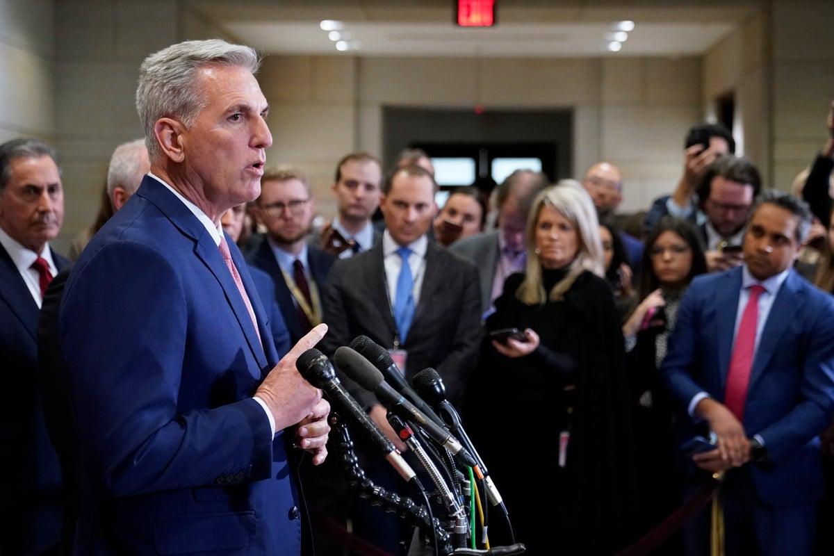 Reporters press Kevin McCarthy over false claims Trump denounced white supremacist he dined with