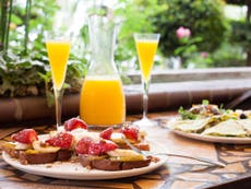 Six delicious brunch ideas without eggs to survive the shortage