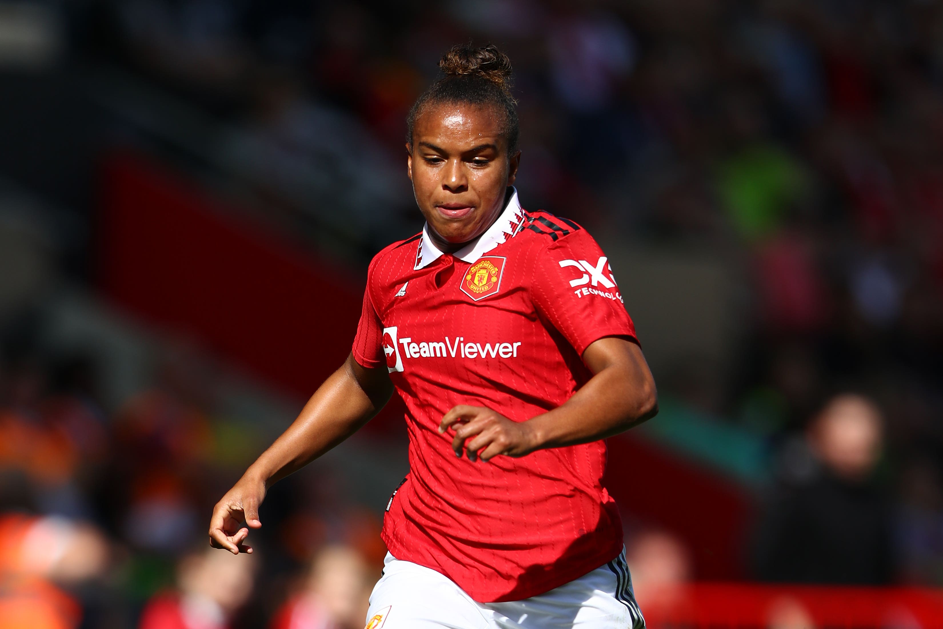 Manchester United’s Nikita Parris wants the Women’s Super League to capitalise on having the spotlight this weekend (Tim Markland/PA)