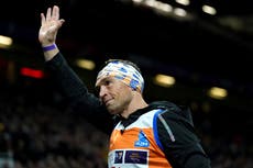 Kevin Sinfield ends ultra marathon challenge to raucous reception