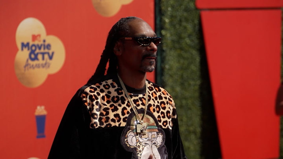 Snoop launches 'Snoop Doggie Dogg' line of pet accessories