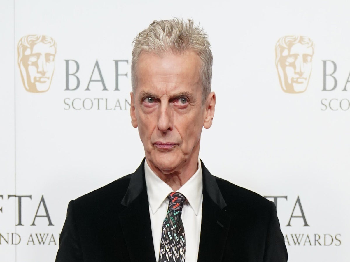 Barba Peter Capaldi Martin's Close 2019 TV REVIEW | Spooky Isles