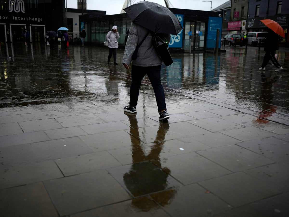 UK weather: Britain warned power cuts possible as rain alert issued by Met Office
