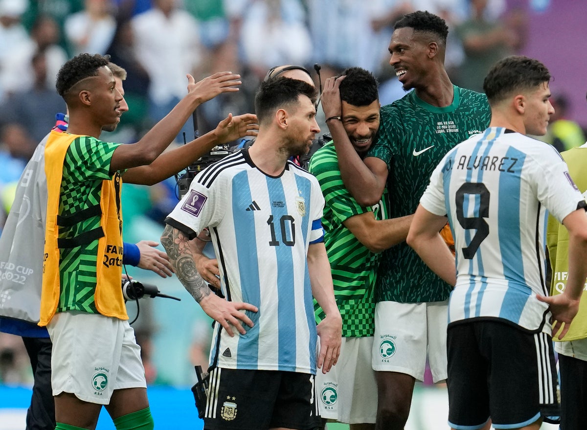 Futbol taraftarı, Arjantin'in Suudi Arabistan'ı yeneceğine bahse girdikten sonra 160.000 dolar kaybetti