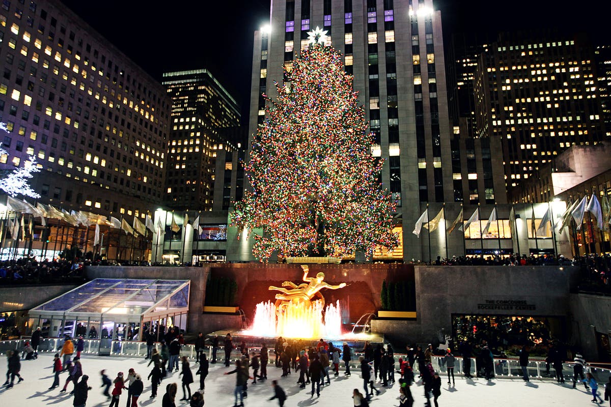 How to Spend Christmas Eve in New York