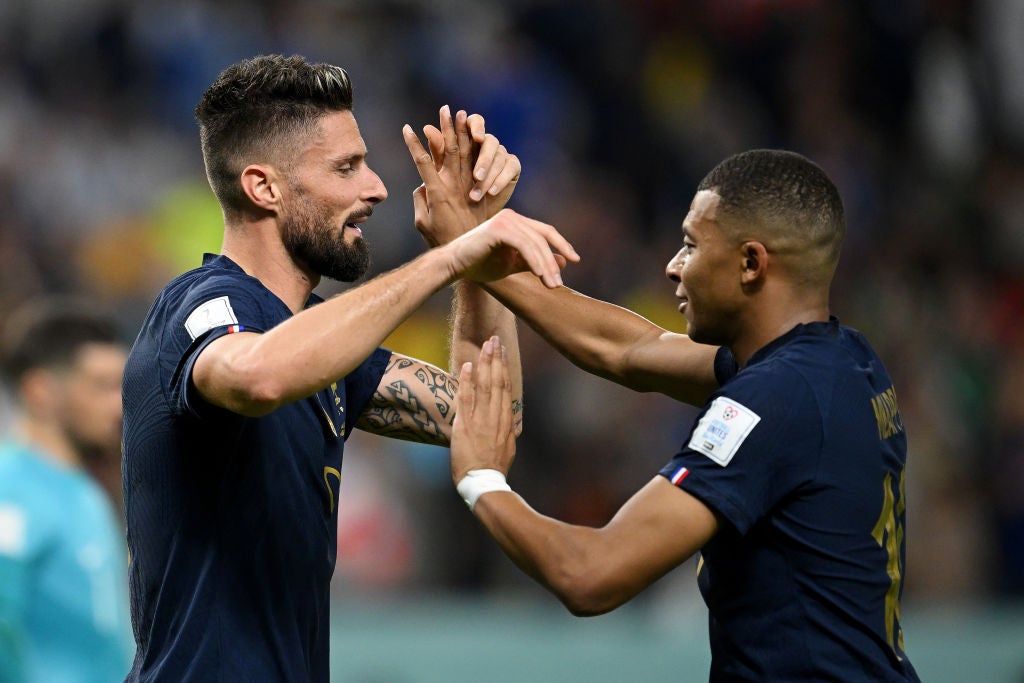 Giroud and Mbappe linked up well in attack
