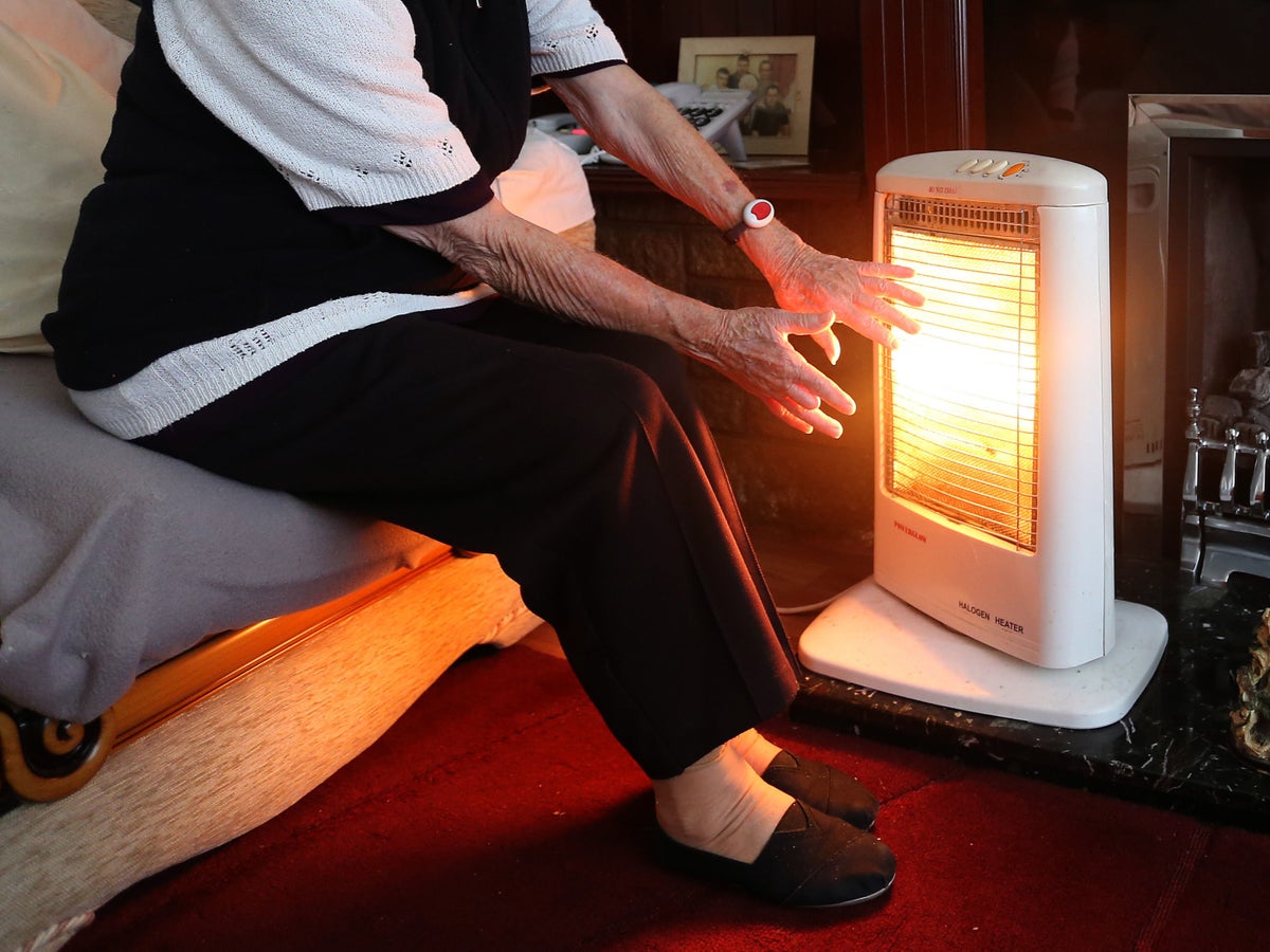 UK urges households to take 30 seconds out of the day to reduce energy use