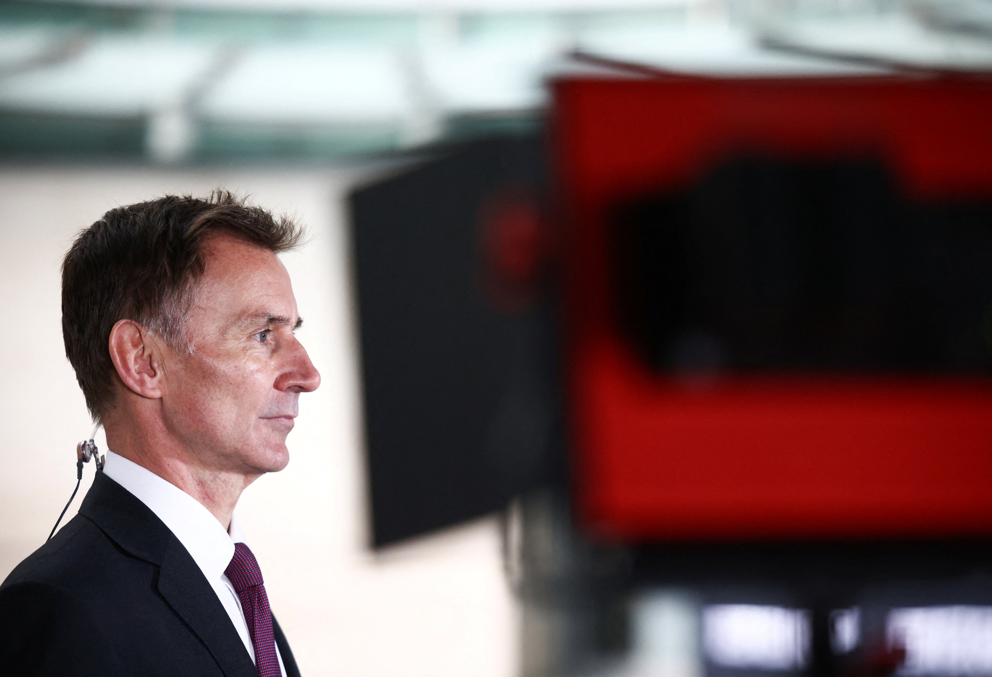 Brexit: Jeremy Hunt fails to deny he was source for ‘UK seeking Swiss-style deal’ claim 