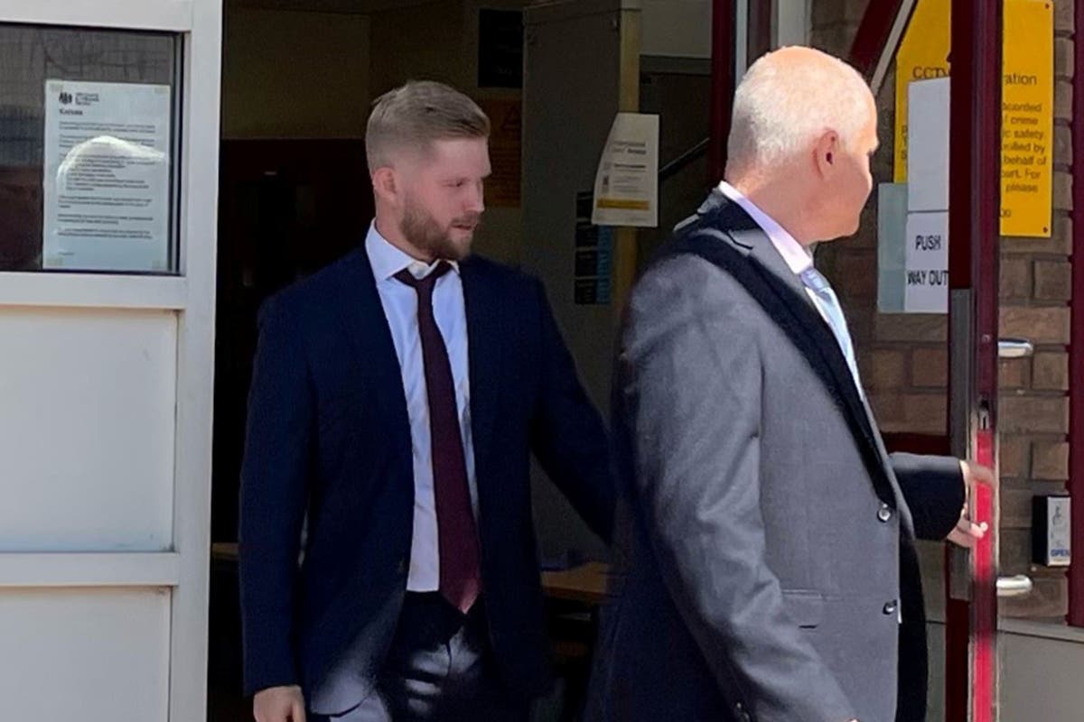 Police officer accused of assault feared &lsquo;mountain of a man&rsquo; may push him into road