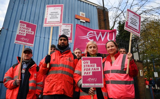 <p>Postal workers will not meekly accept having their livelihoods ruined for the benefit of a few at the top</p>