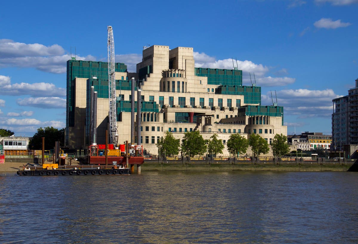 MI5 spies broke law by holding people’s intercepted data for years