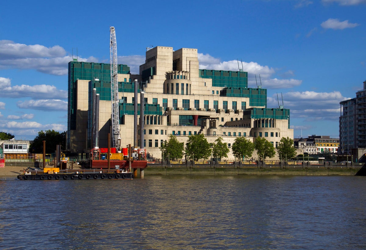 MI5-Spione brachen das Gesetz, indem sie die abgefangenen Daten von Personen jahrelang aufbewahrten