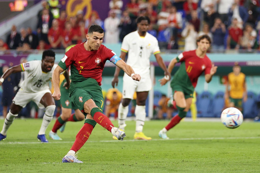 Ronaldo makes World Cup history, Portugal beats Ghana 3-2