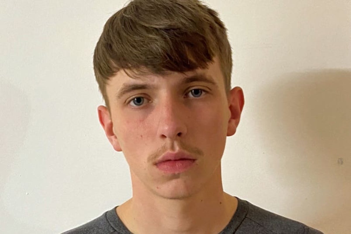 Three teenagers arrested after 17-year-old stabbed to death | The ...