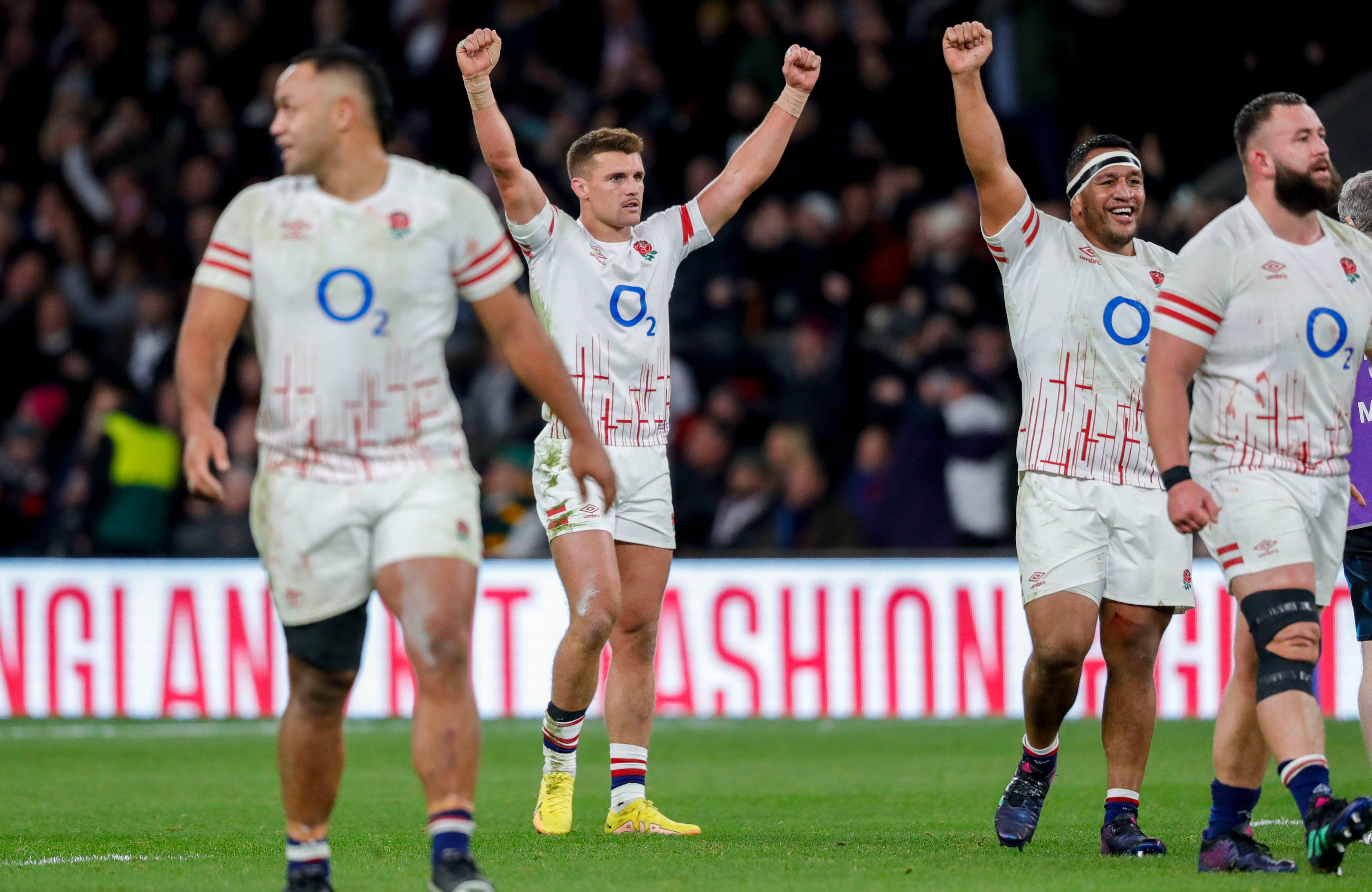 England’s Mako Vunipola (left) and Henry Slade (second left) celebrate after Will Stuart scores a late try