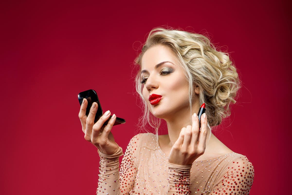 Stunning party season make-up looks for under £14