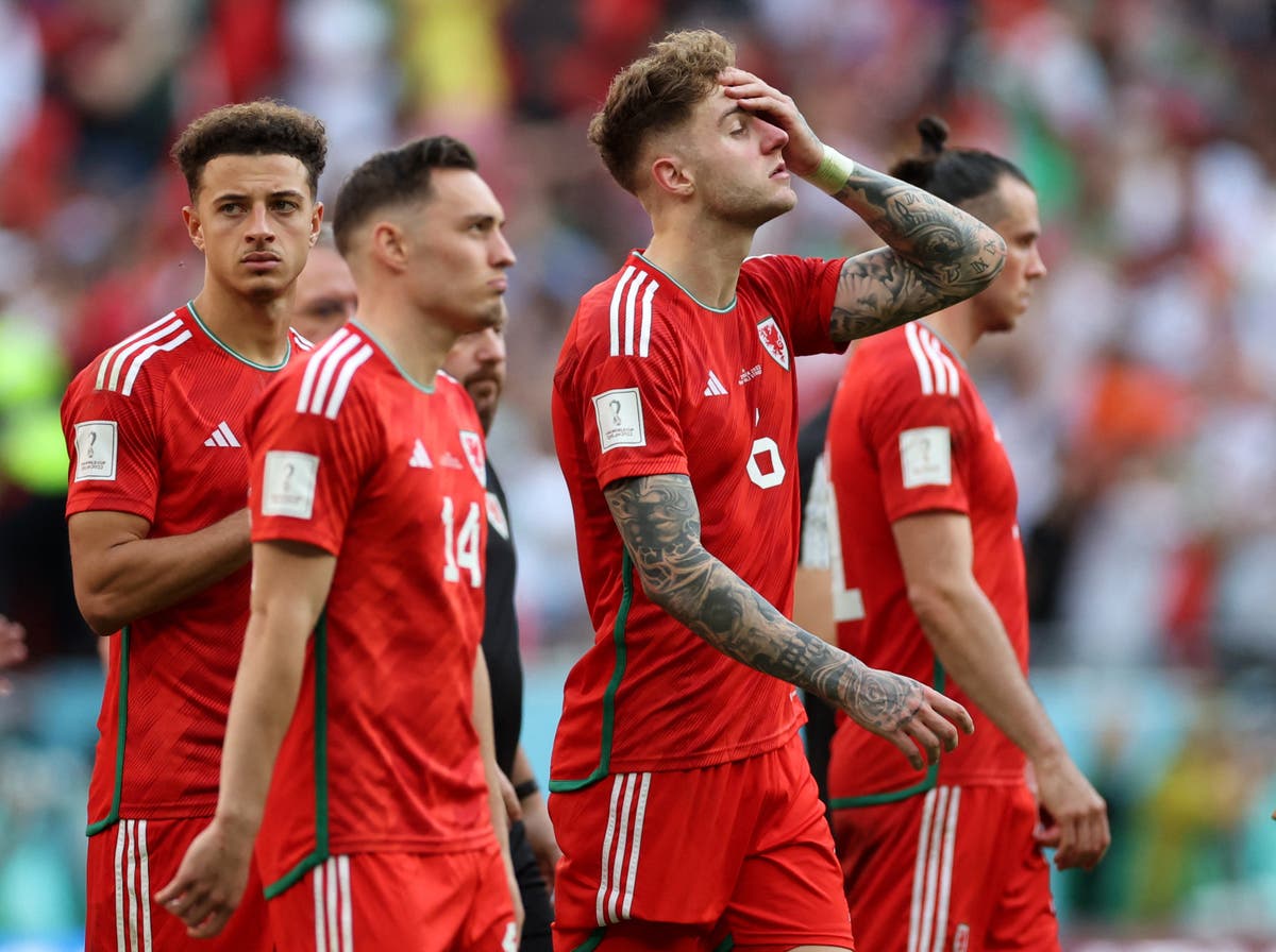 What do Wales need to qualify for World Cup last 16?