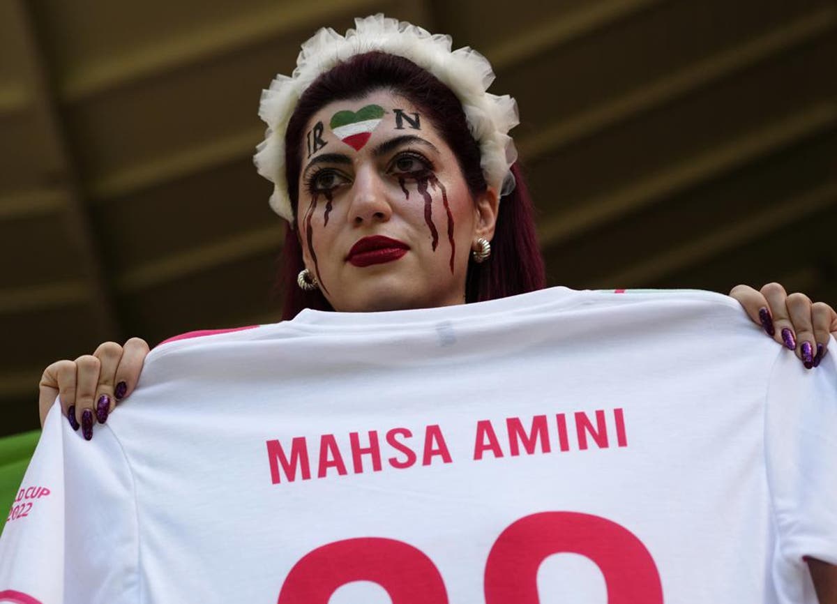 Iranian anti-regime protesters harassed outside stadium at World Cup
