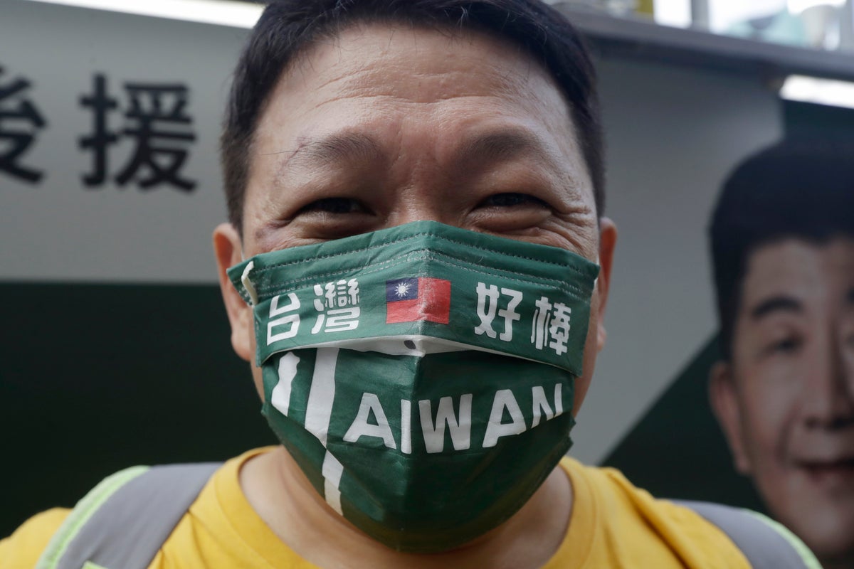 Taiwan votes on lower voting age, mayors, city councils | The Independent