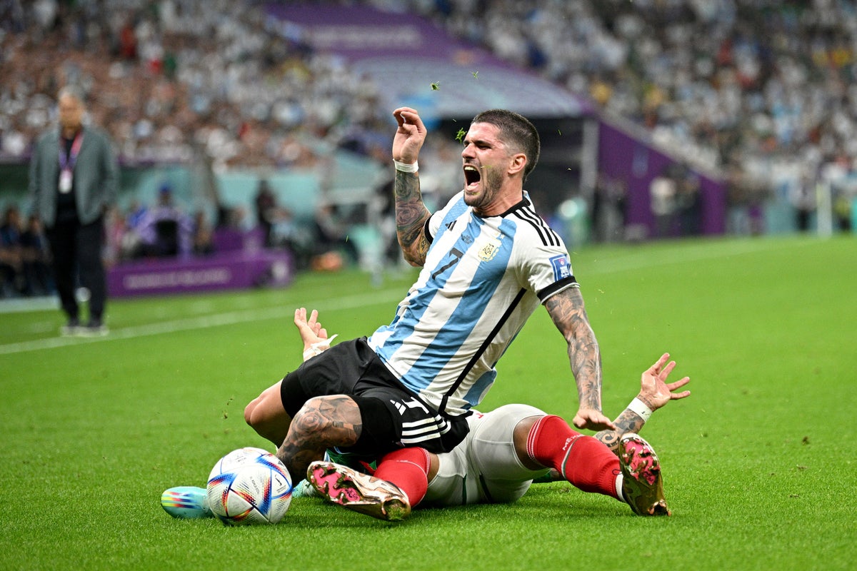 World Cup 2022 LIVE: Argentina vs Mexico latest score and goal updates as Lionel Messi kept quiet