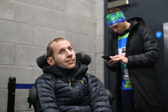 Former Leeds Rhinos player Rob Burrow (left) supports Kevin Sinfield during day six of the Ultra 7 in 7 Challenge (Isaac Parkin/PA)