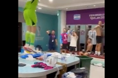 Argentina party in dressing room for an hour after World Cup win over Mexico