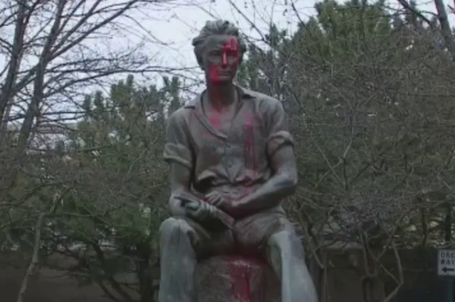 <p>An Abraham Lincoln statue in Chicago was defaced for a second time in two months</p>