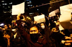 China covid protests – live: Anti-lockdown dissent in Shanghai spreads to cities worldwide